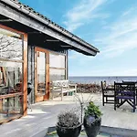 Three-bedroom Bjert With Sea View 08 度假居 *
