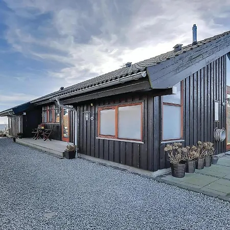 Feriehus Three-bedroom Bjert With Sea View 08 *