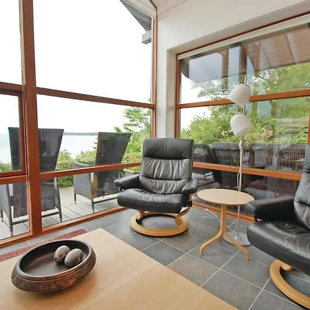 度假居 Three-bedroom Bjert With Sea View 08 *