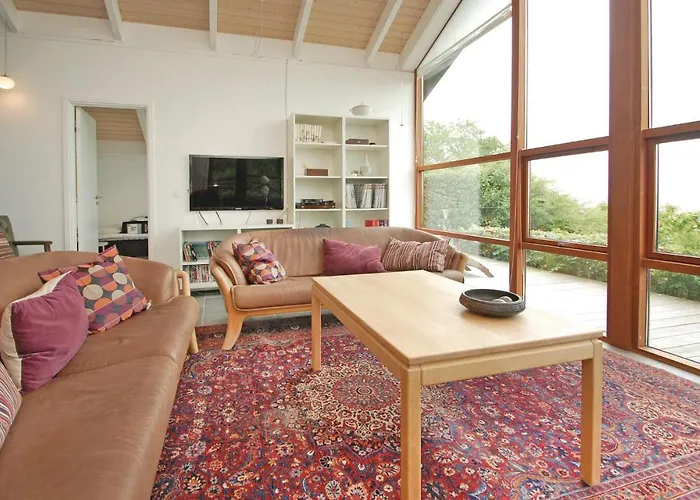 펜션 Three-bedroom Bjert With Sea View 08