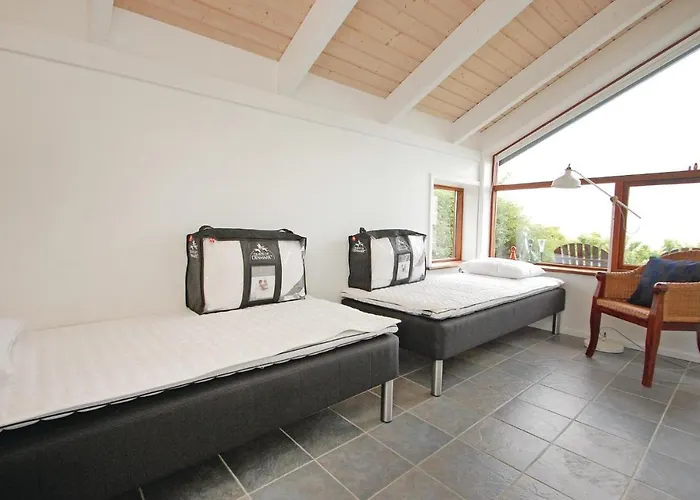 펜션 Three-bedroom Bjert With Sea View 08